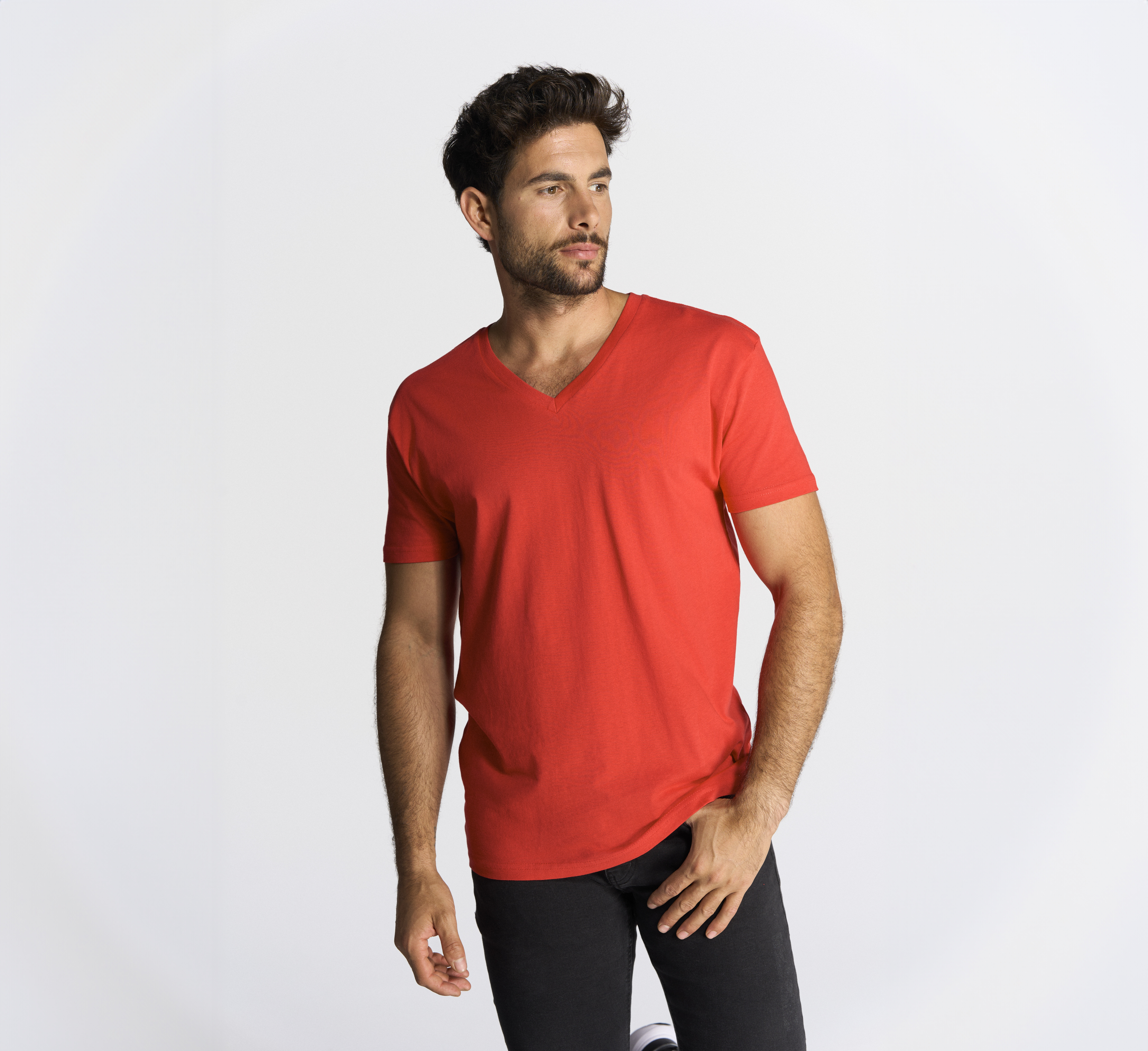 URBAN V-NECK